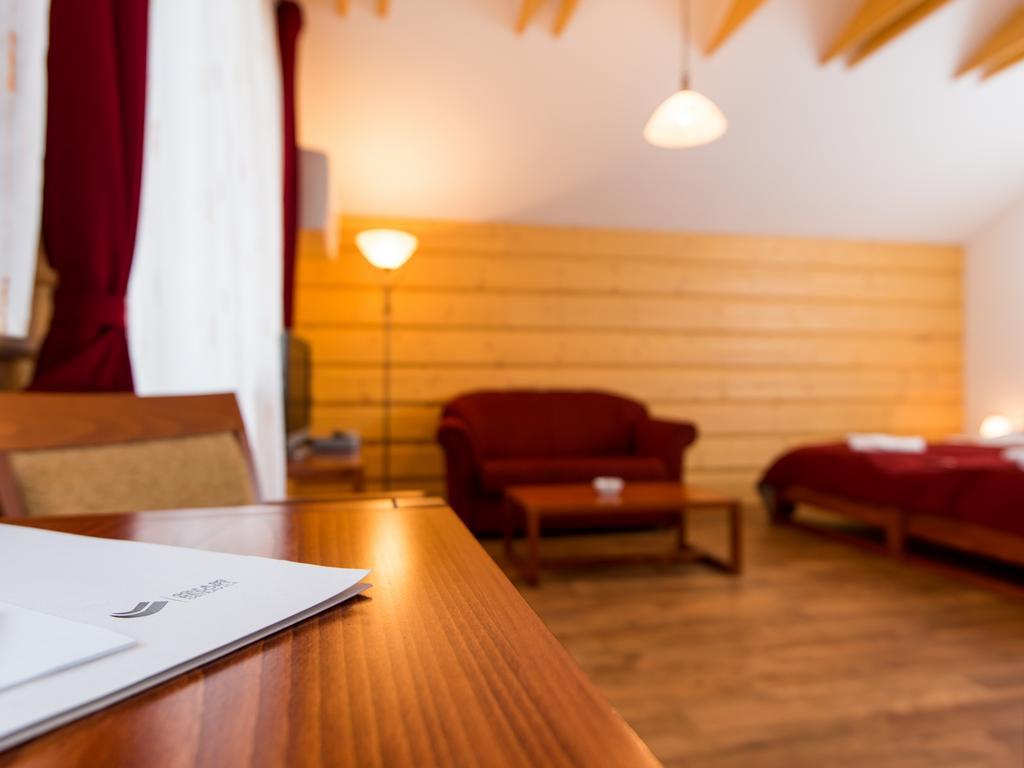 Green Inn Hotel Ostravice Ngoại thất bức ảnh