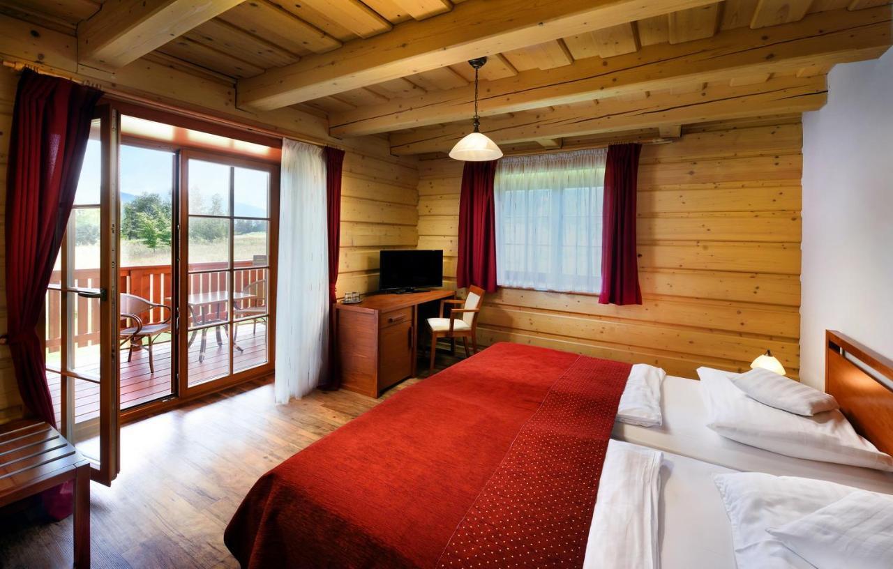Green Inn Hotel Ostravice Ngoại thất bức ảnh